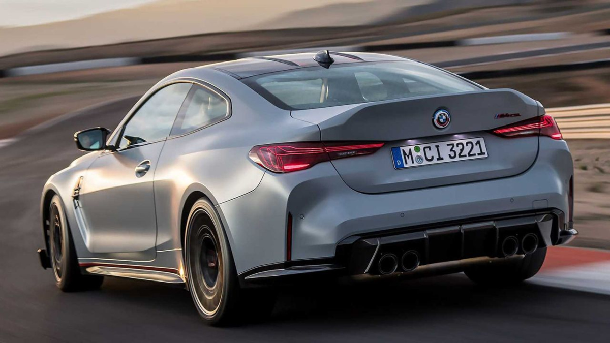 BMW M4 CSL