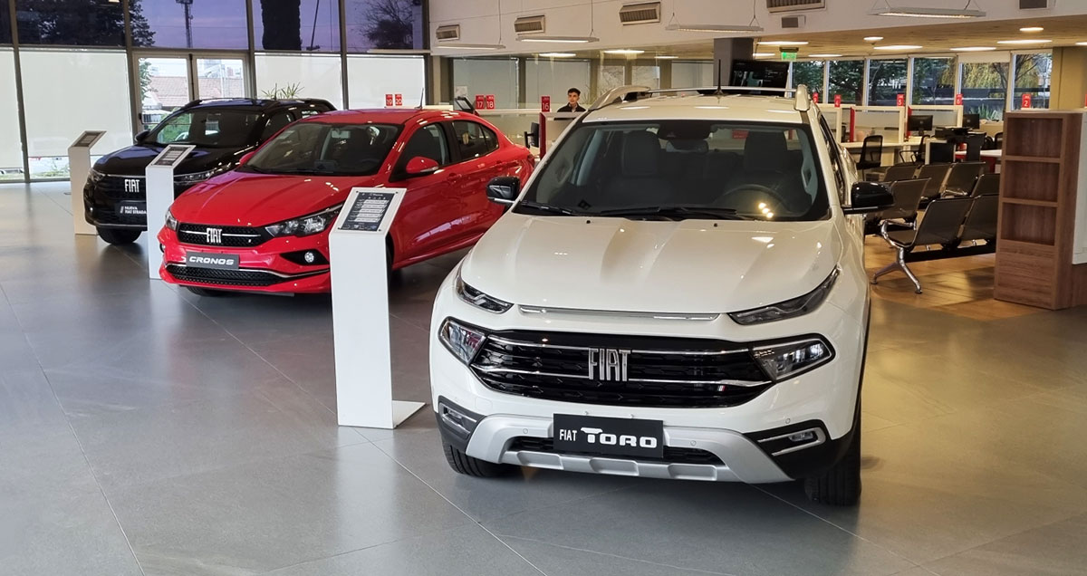 showroom autos