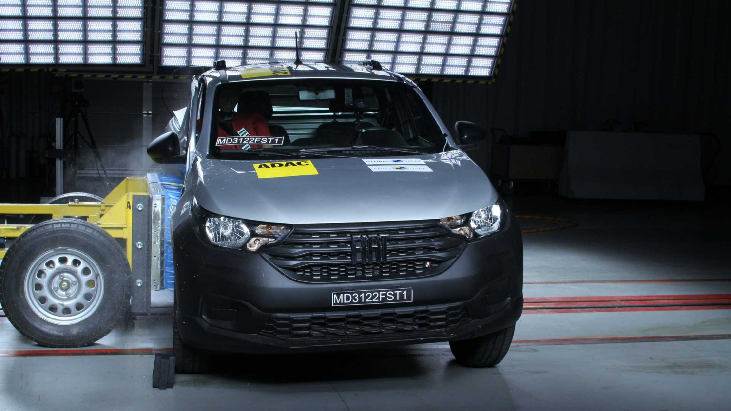 Fiat Strada latinncap