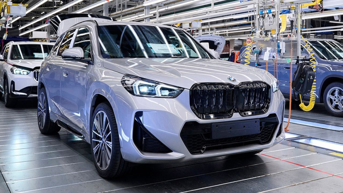 BMW iX1 producción