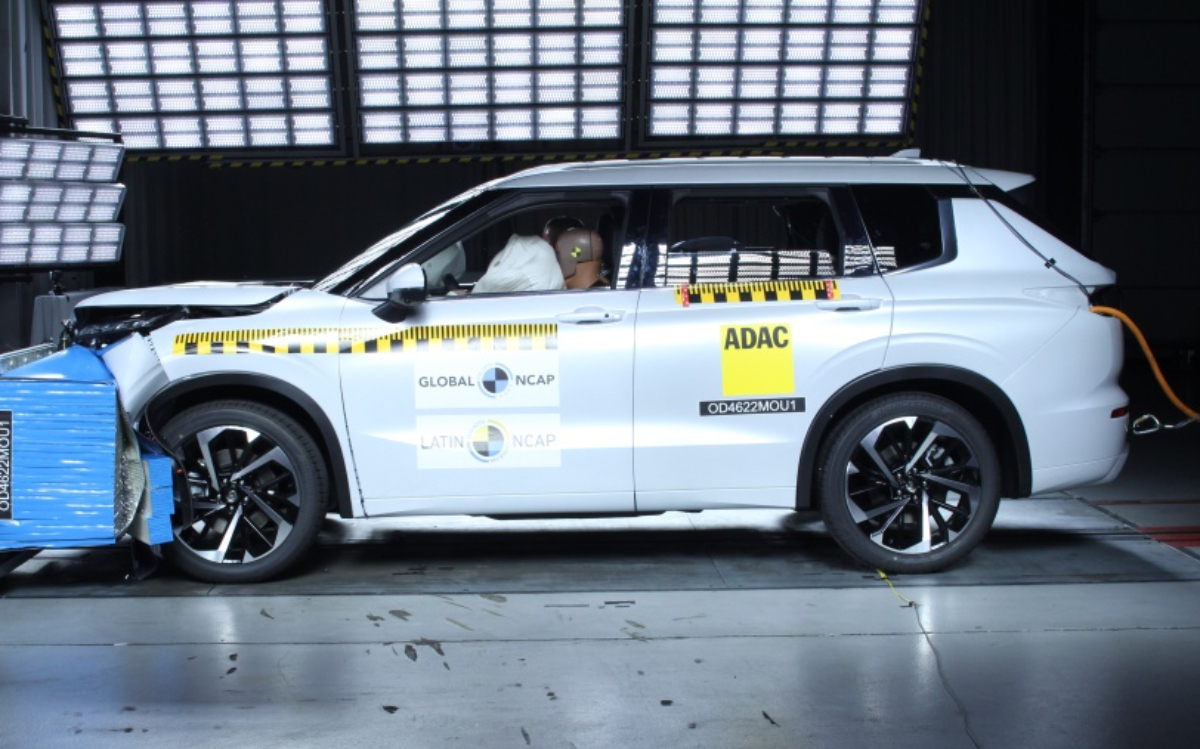 Mitsubishi Outlander Latin NCAP