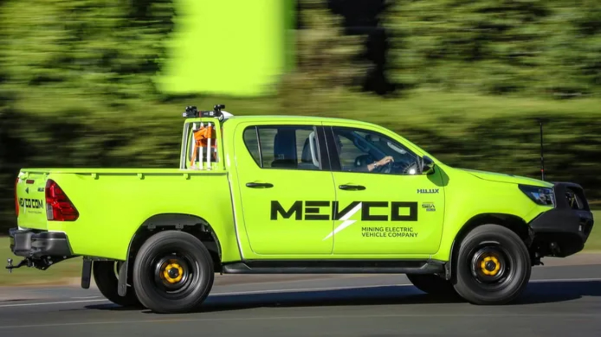 Toyota Hilux eléctrica SEA Electric