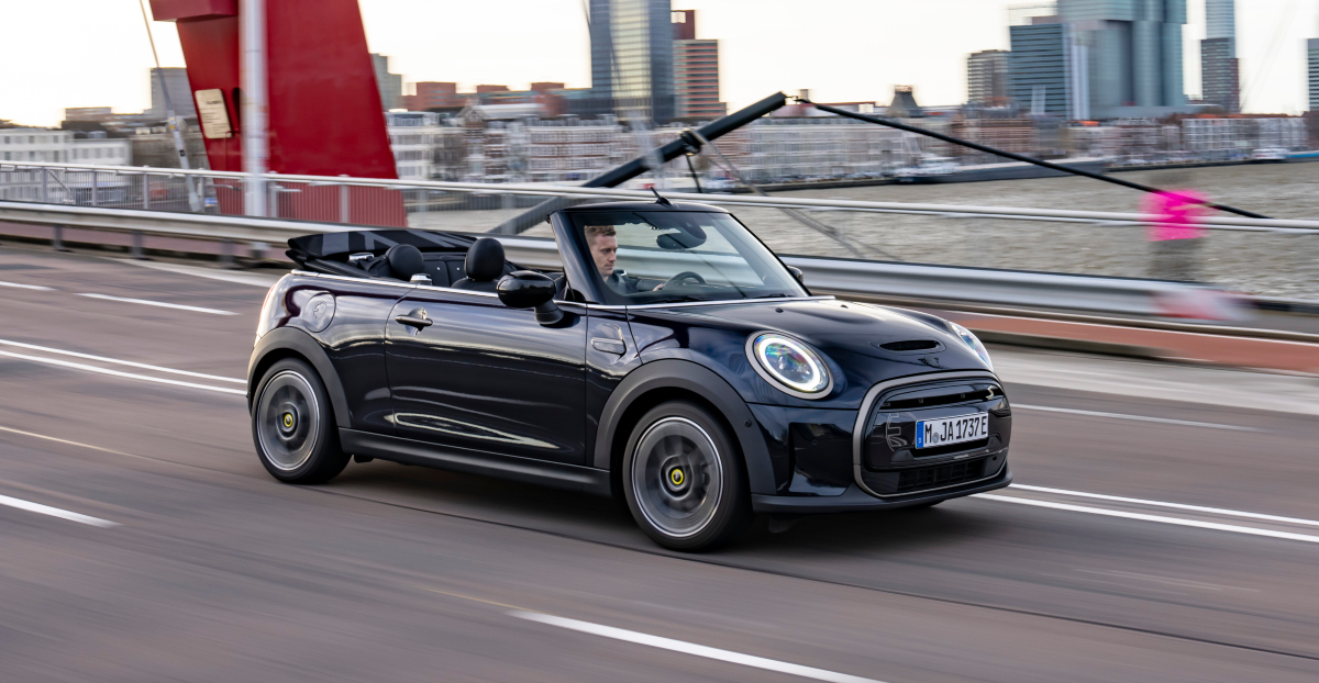 MINI Cooper SE Cabrio