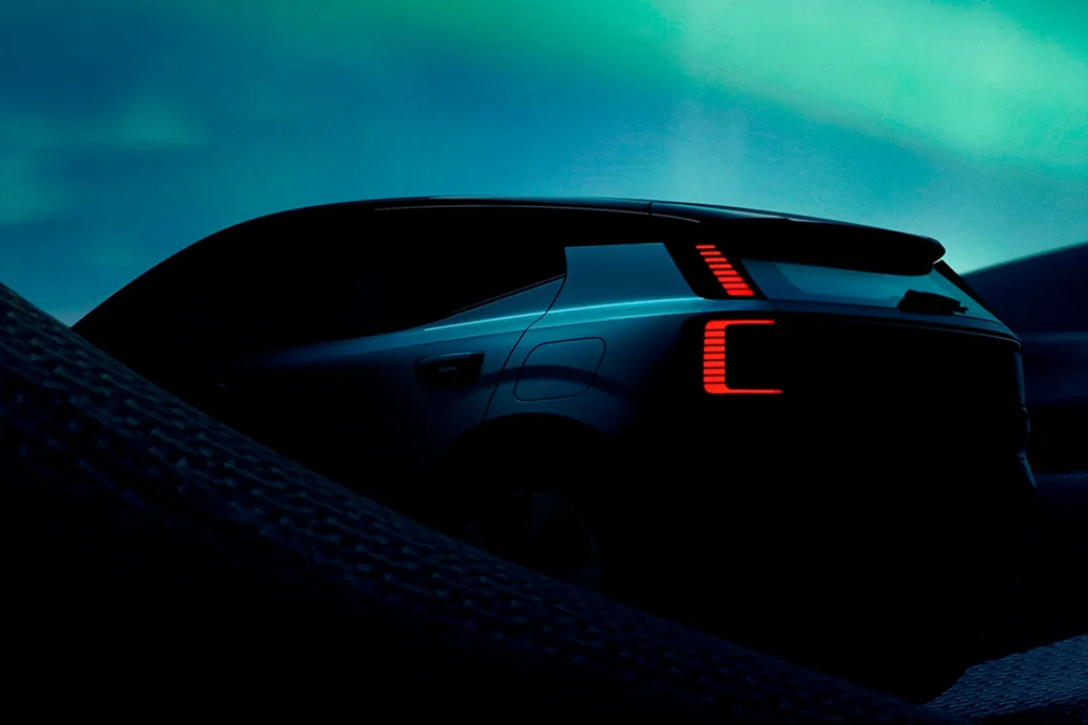 Volvo EX30 teaser 