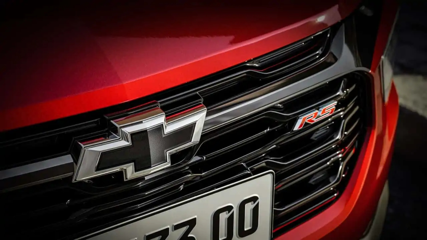 Chevrolet Montana RS teaser