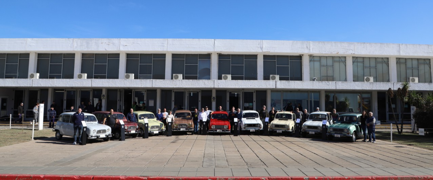 Renault 4 60 Aniversario Santa Isabel