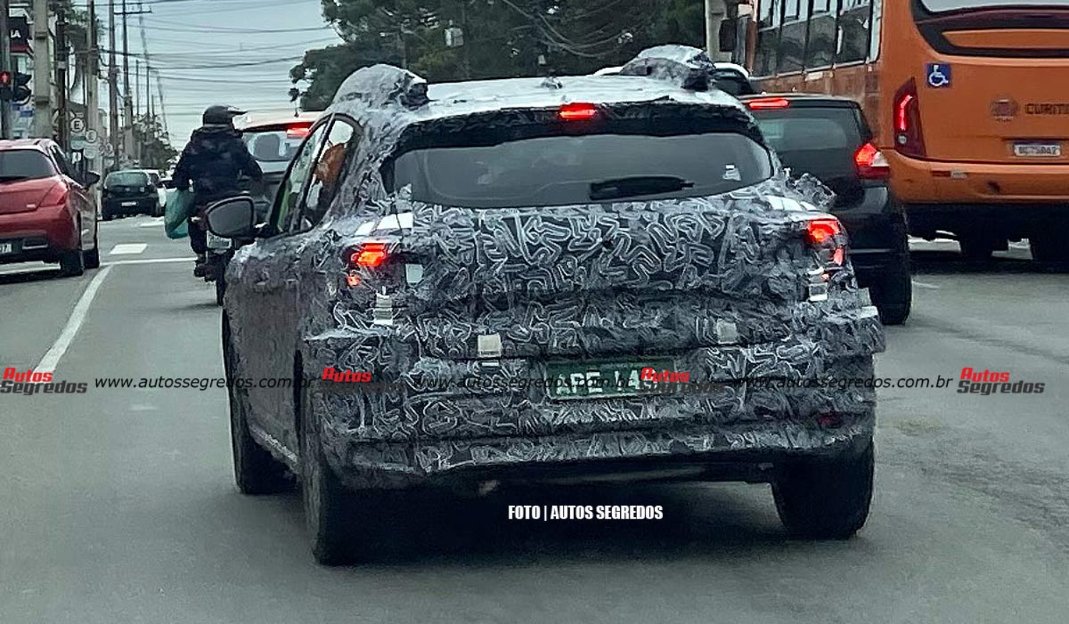 Renault crossover Brasil test de rodaje