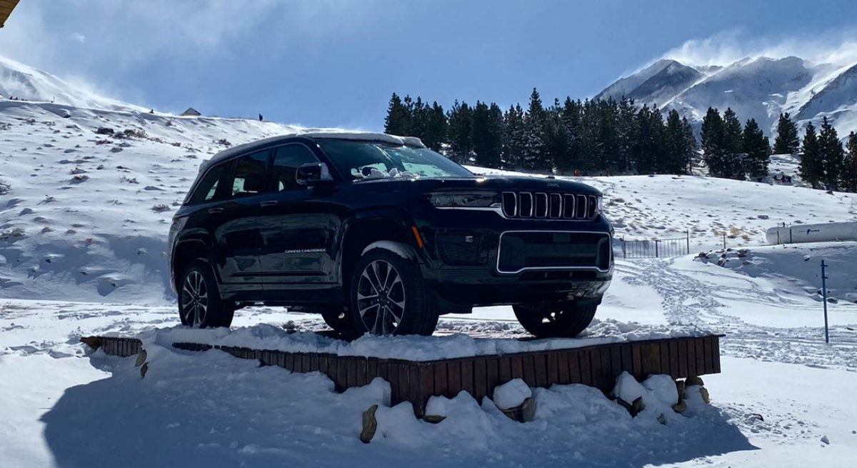 Invierno 2023 Jeep Grand Cherokee Las Leñas