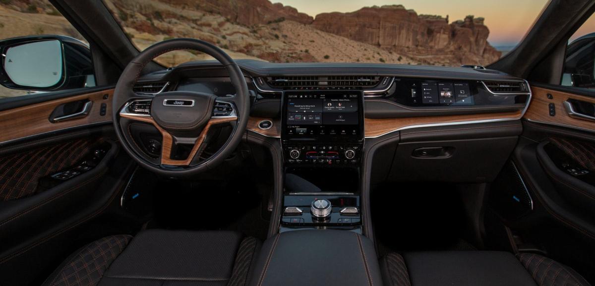 Jeep Grand Cherokee interior