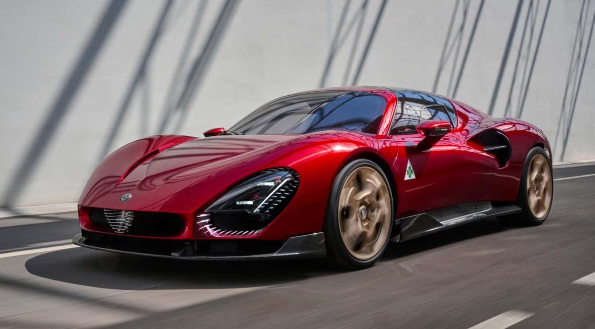 Alfa Romeo 33 Stradale 2024