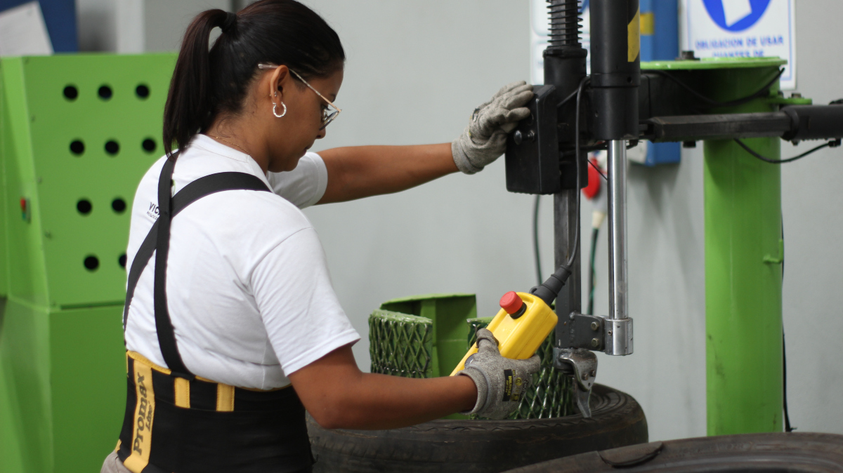Michelin Vica Neumáticos y Servicios - Planta de acopio y reducción