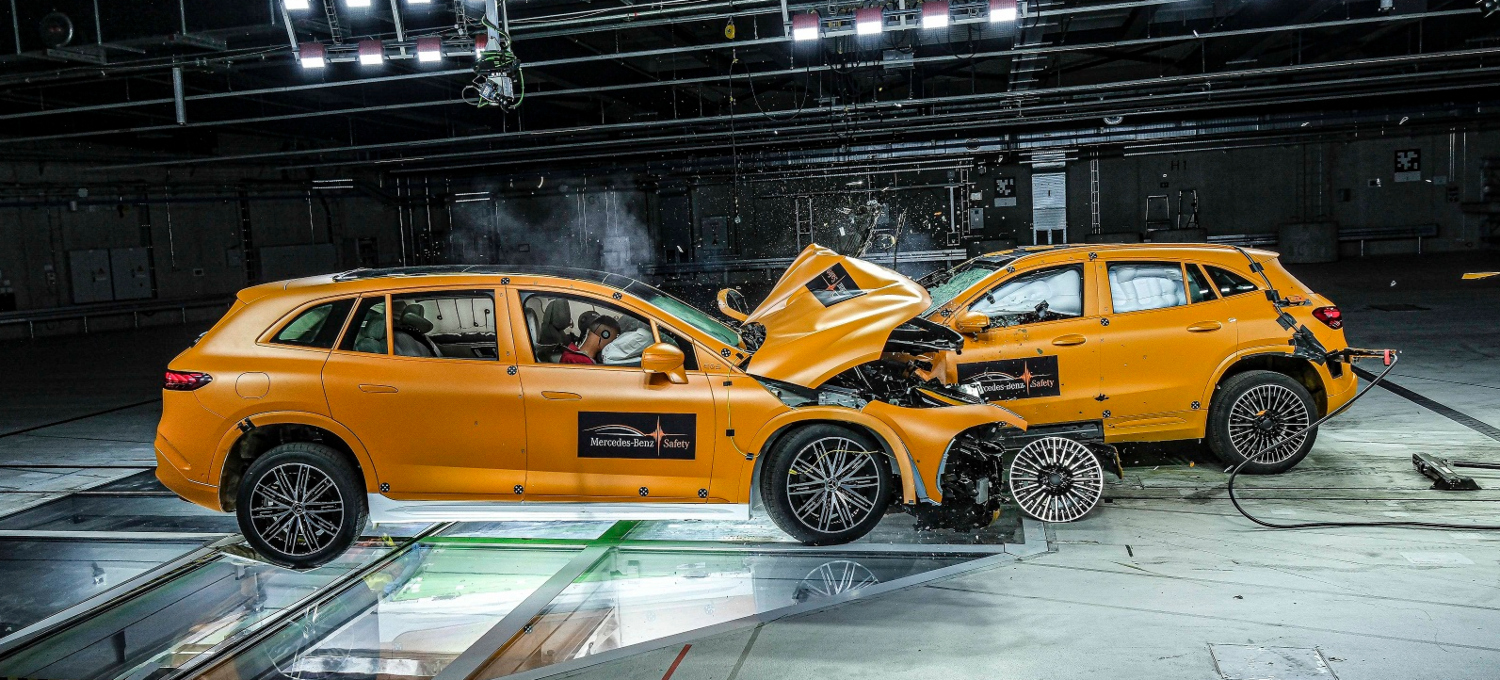 Mercedes-Benz EQA y EQS crash test