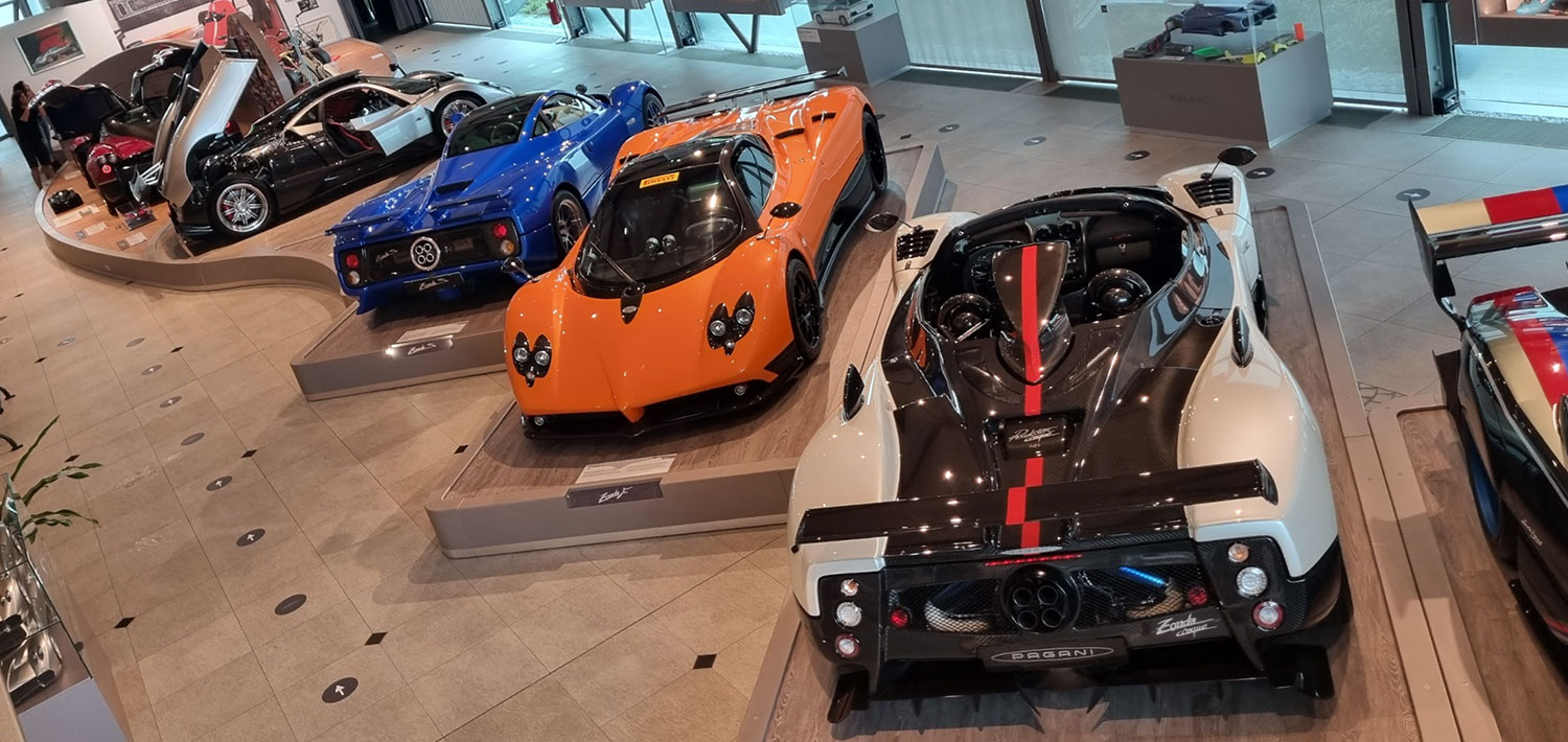 Visitamos el Museo y Fábrica de Horacio Pagani en Italia - 16 Valvulas