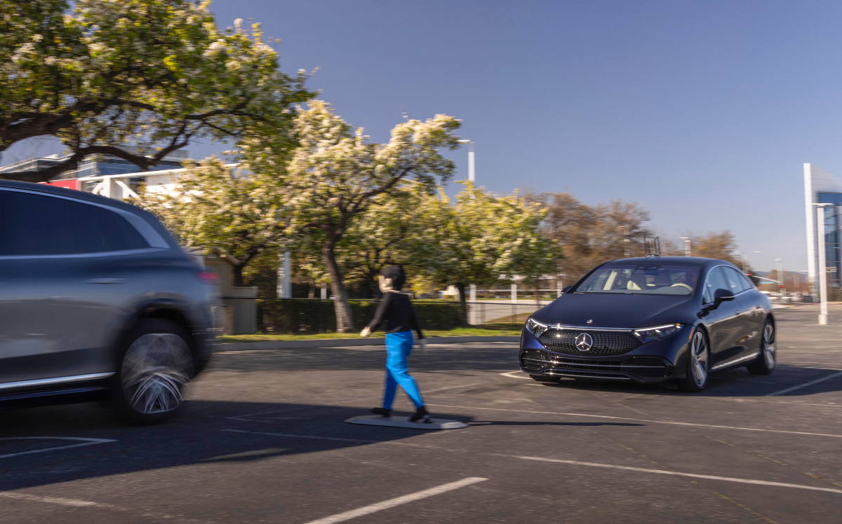 Mercedes-Benz Active Brake Assist