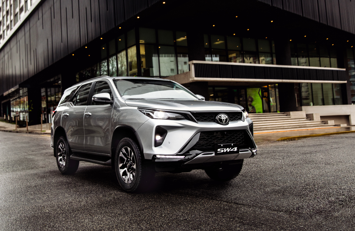 Toyota SW4 SRX MY2024
