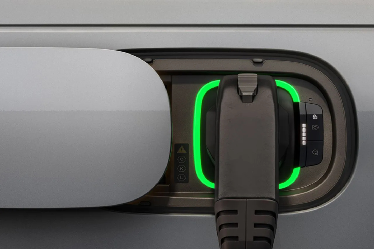 Range Rover Electric EV teaser