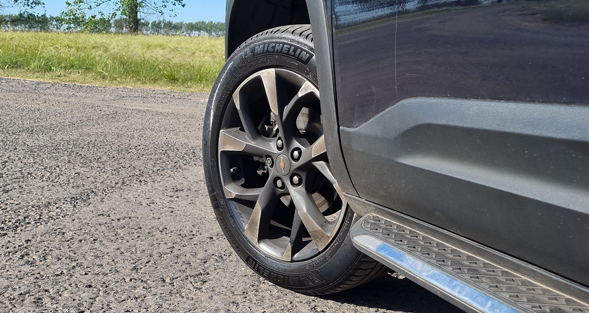 chevrolet montana