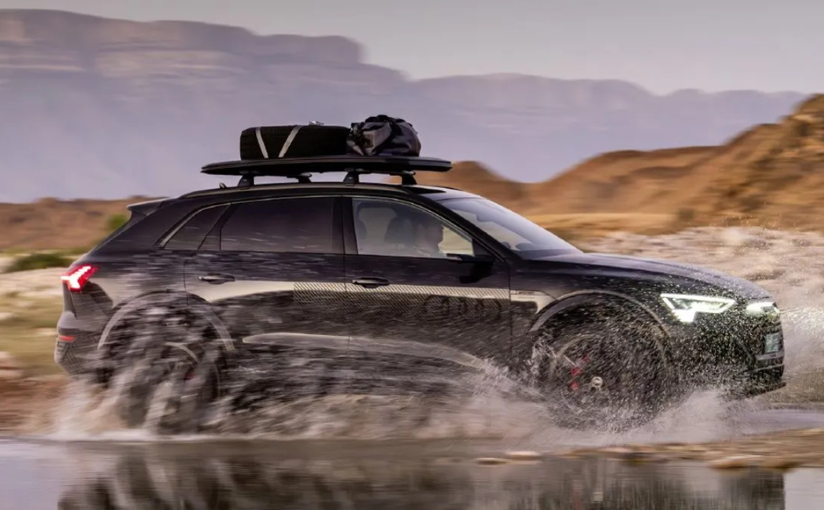 Audi Q8 e-tron Edition Dakar
