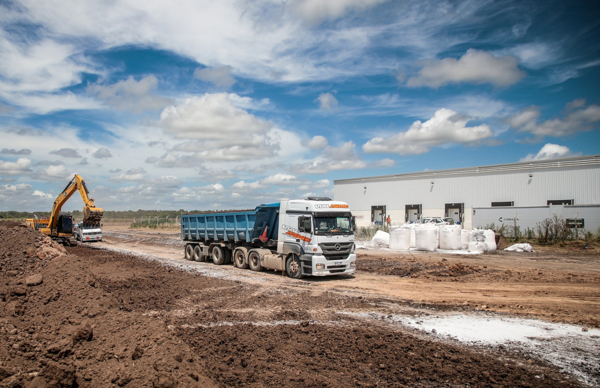 Mercedes-Benz Centro Logístico Zárate construcción