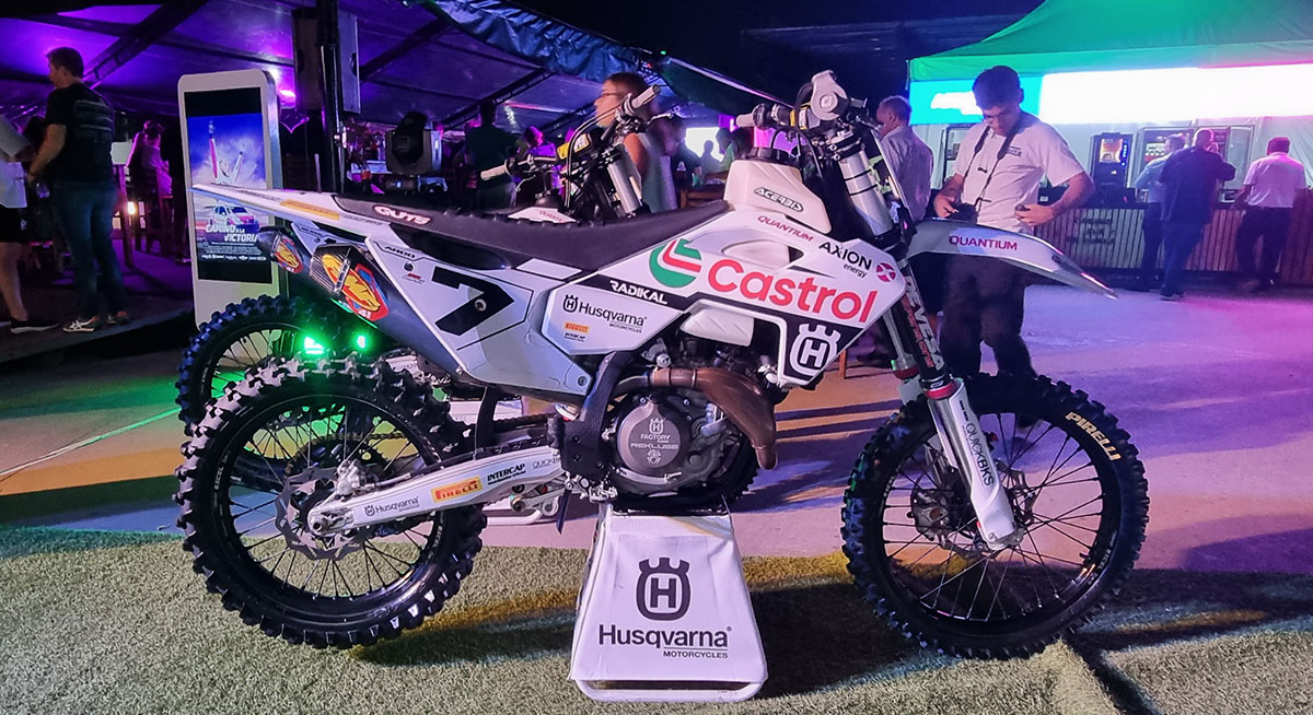 moto axion
