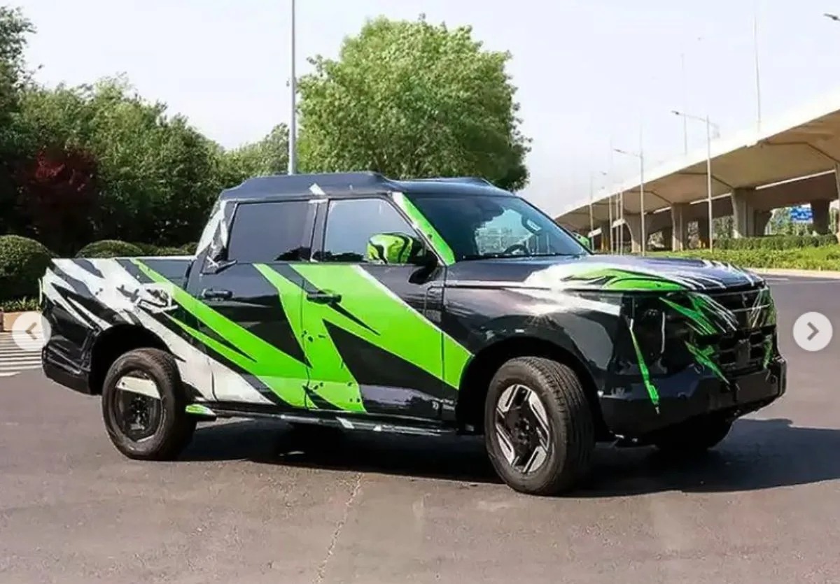 Nissan Frontier Dongfeng camuflada