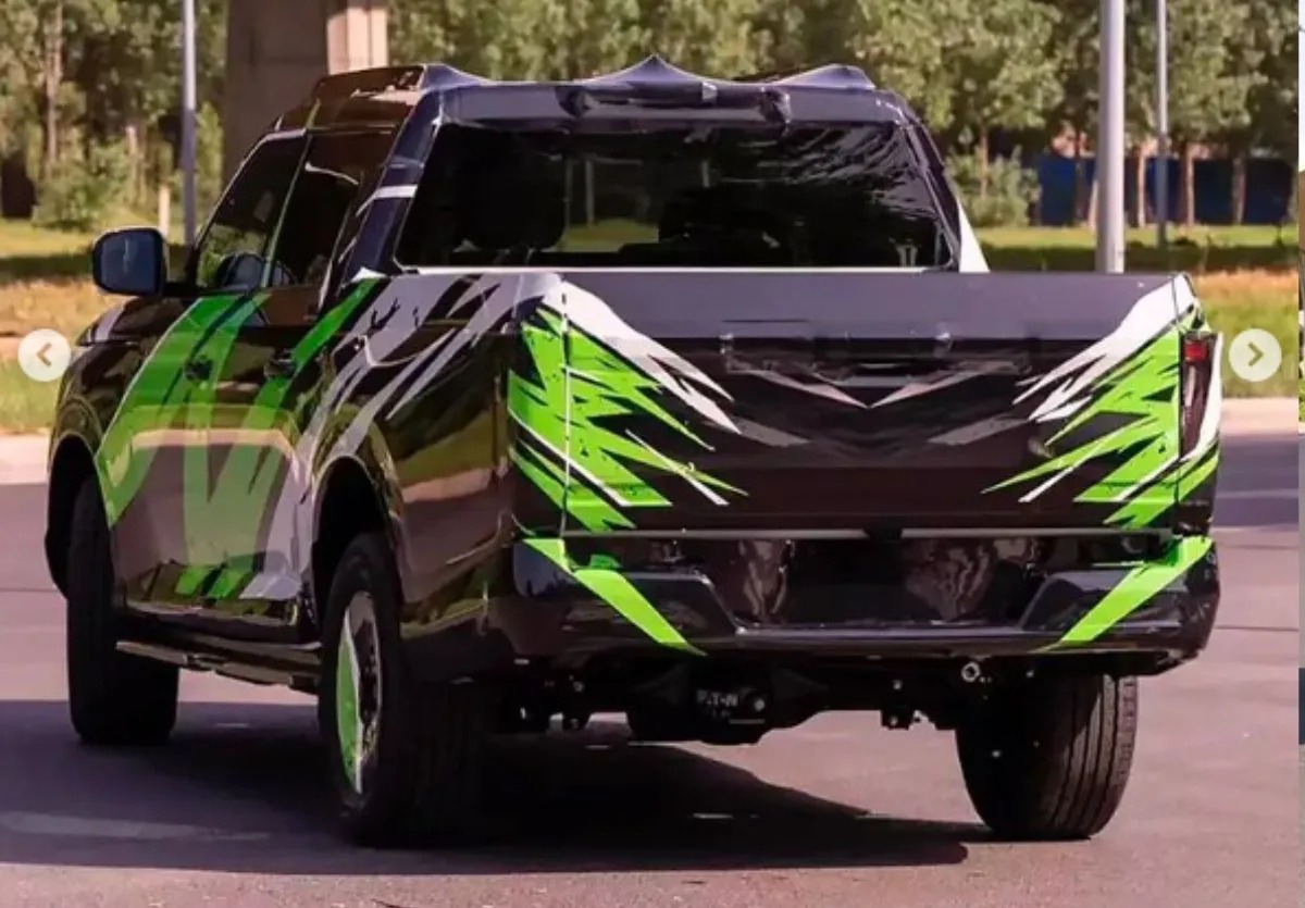 Nissan Frontier Dongfeng camuflada
