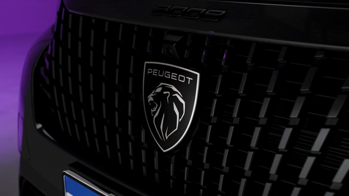 Peugeot 2008 AR teaser