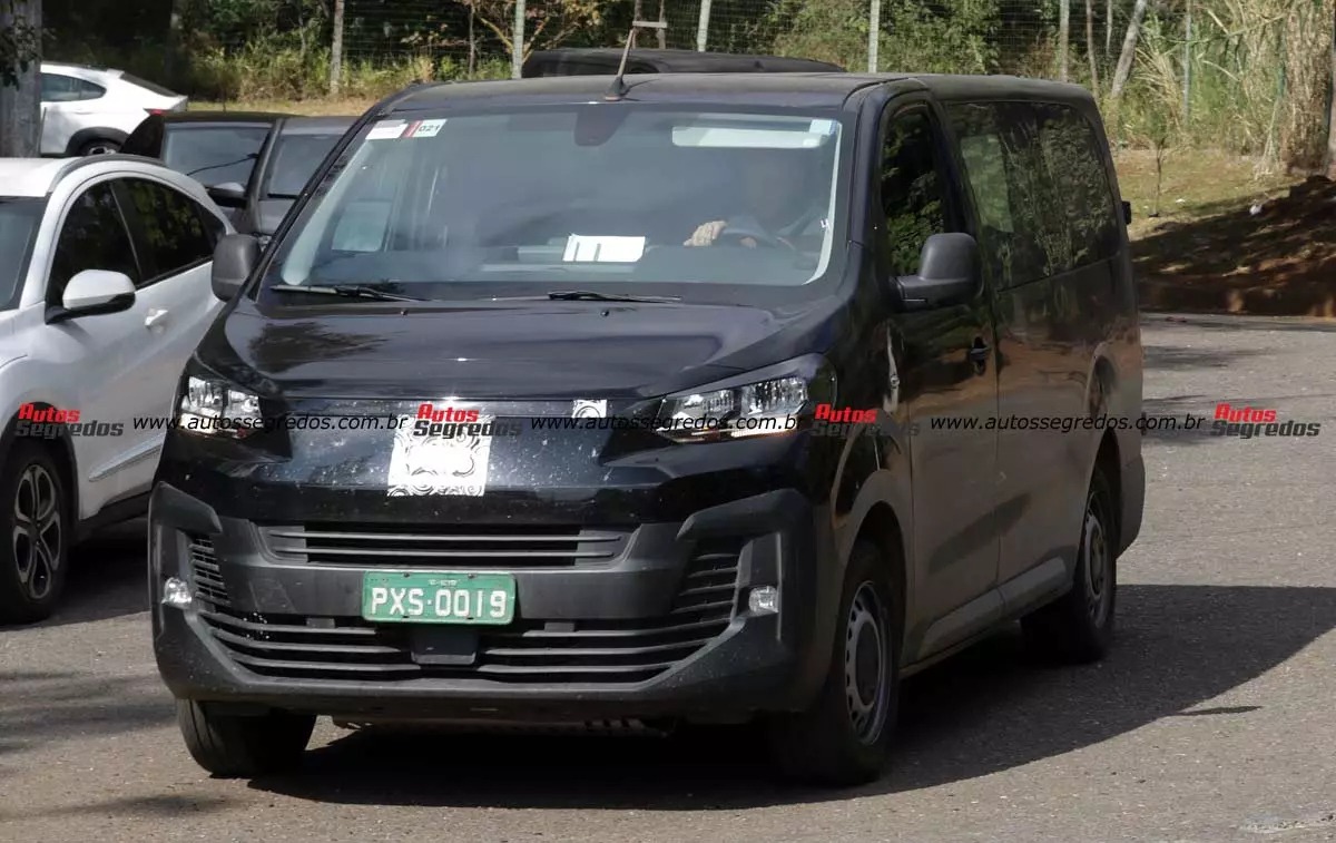 Fiat Scudo 2024 BR camuflada