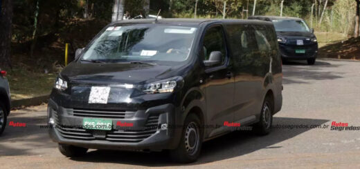 Fiat Scudo 2024 BR camuflada