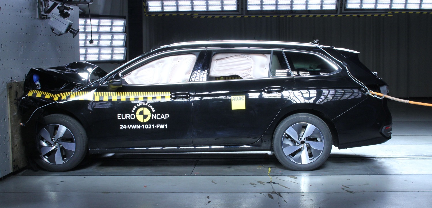 Volkswagen Passat Euro NCAP