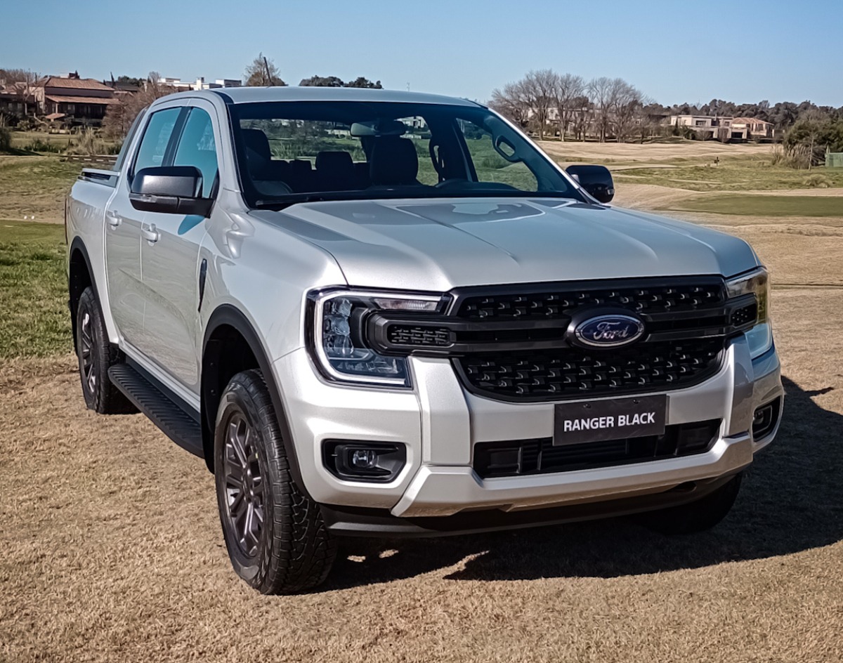 Ford Ranger Black