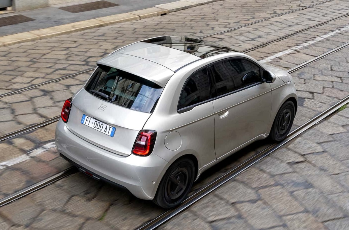 Fiat 500e Giorgio Armani
