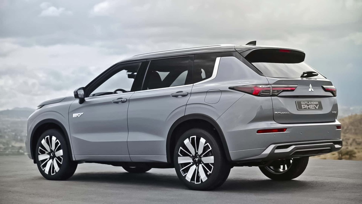 Mitsubishi Outlander PHEV 2025