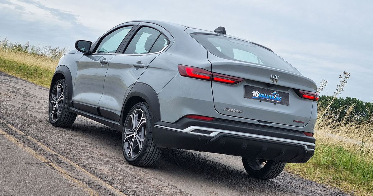 fiat fastback