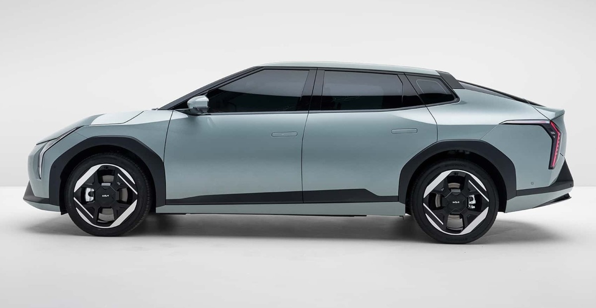 Kia EV4