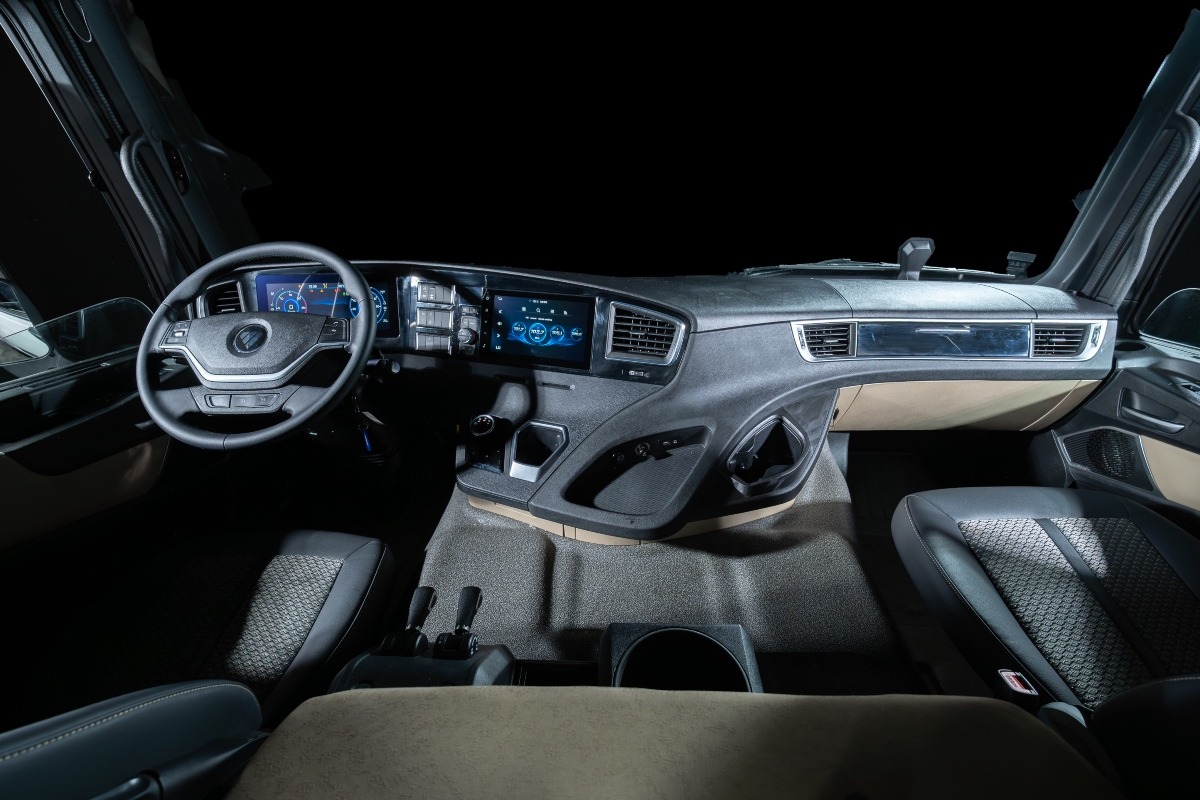 Foton Auman R