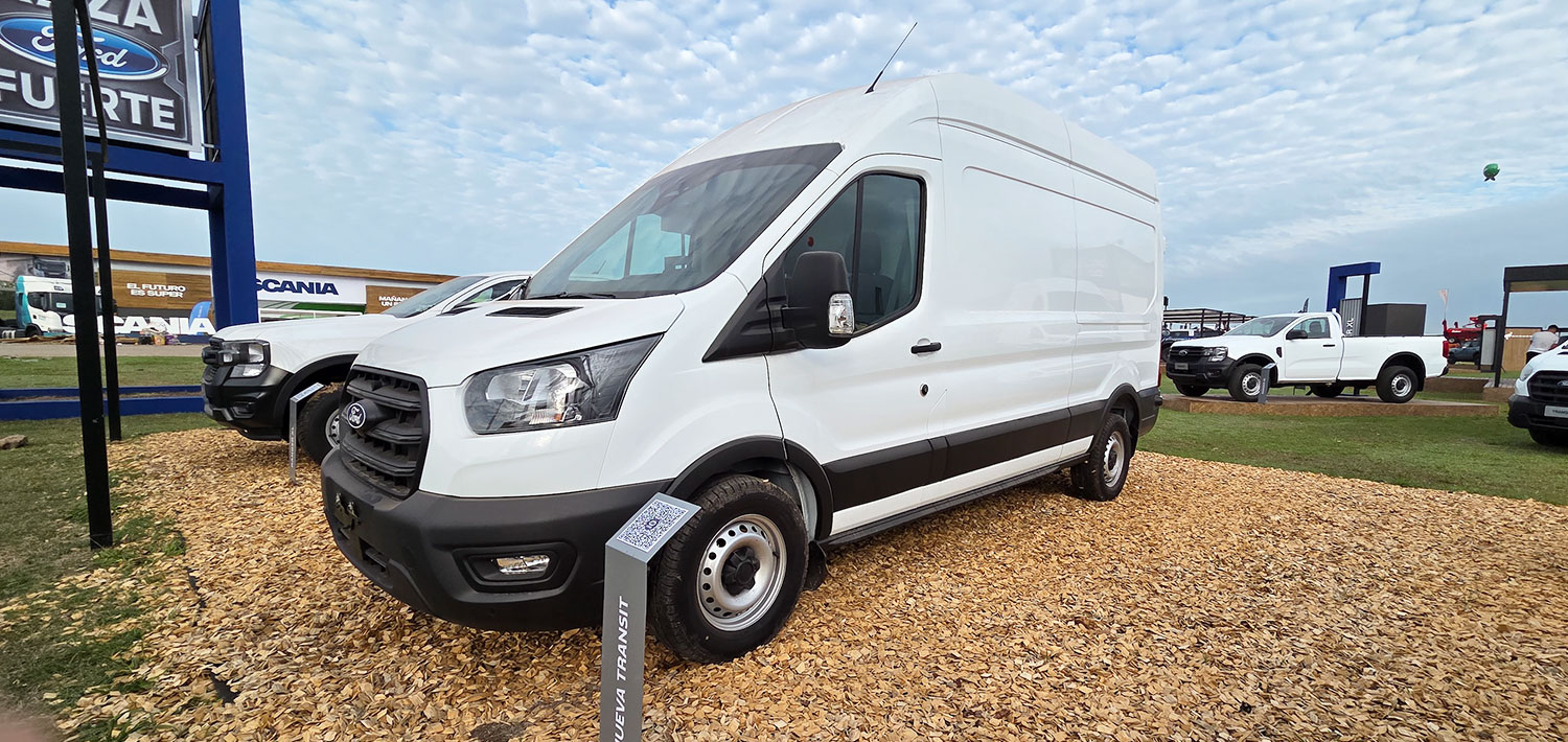 nueva ford transit