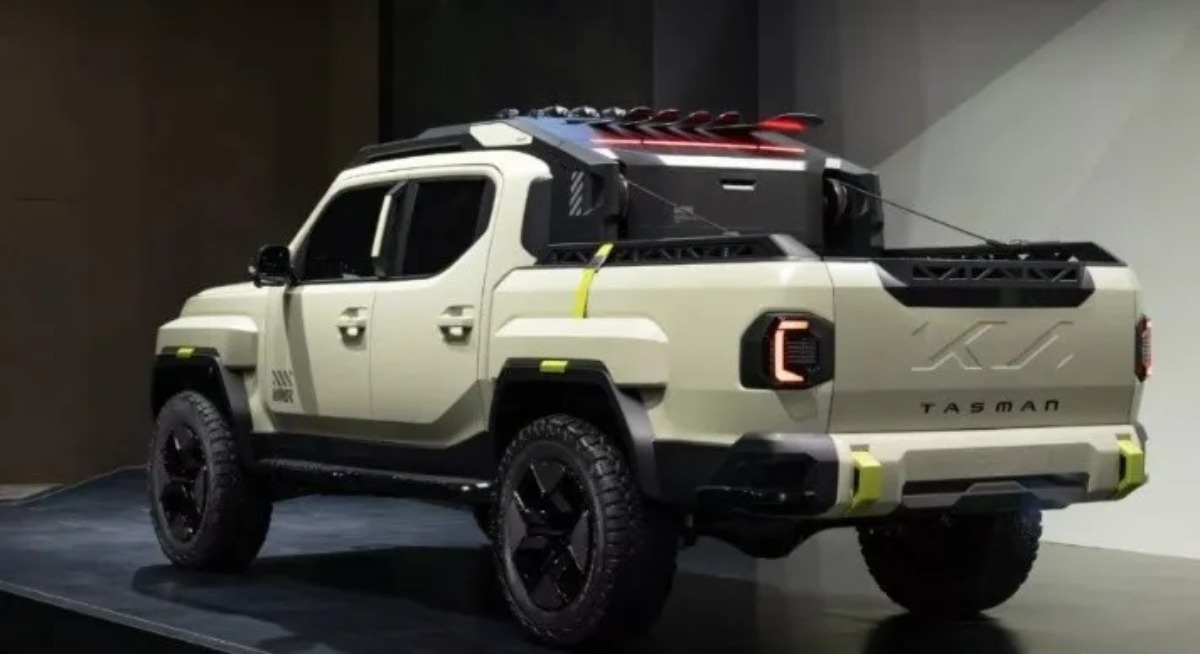 Kia Tasman Weekender Concept