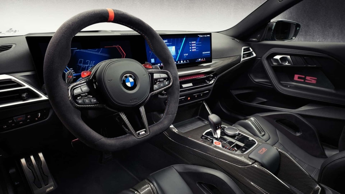 BMW M2 CS