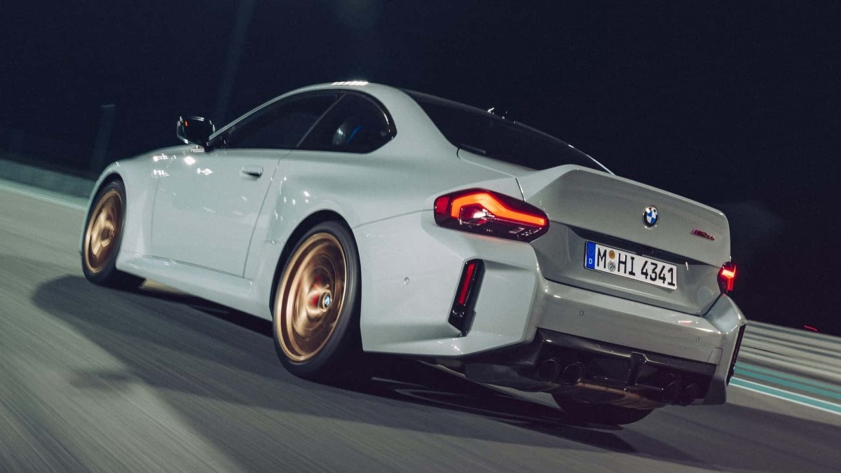 BMW M2 CS