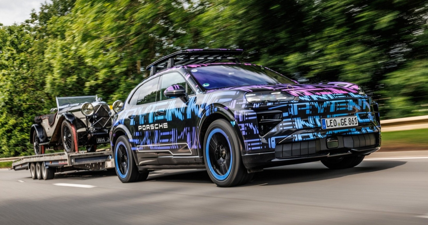 Porsche Cayenne 2026 camuflado