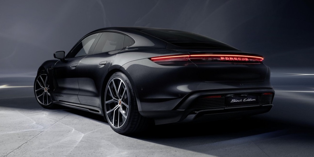 Porsche Taycan Black Edition