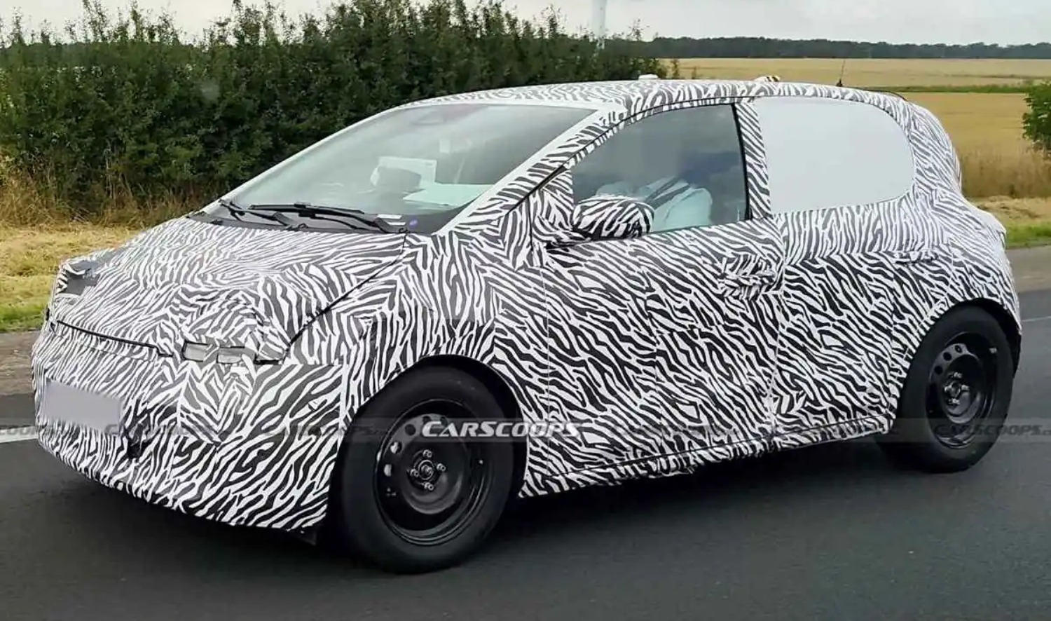Renault Twingo E-Tech camuflado