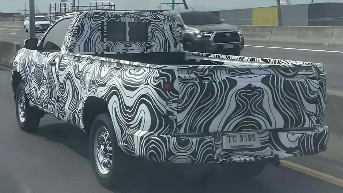 Toyota Hilux 2026 Cabina Simple camuflada