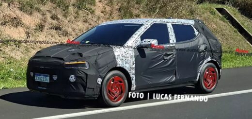 Hyundai HB20 camuflado
