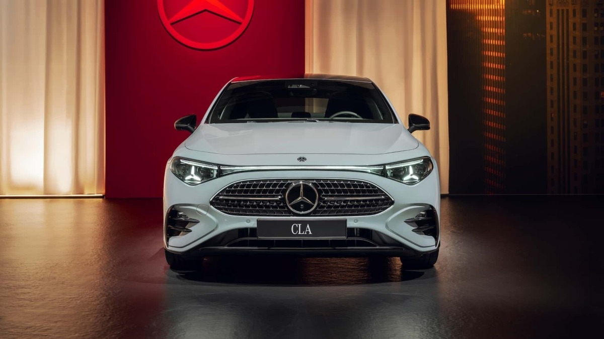 Mercedes-Benz CLA Hybrid 2026
