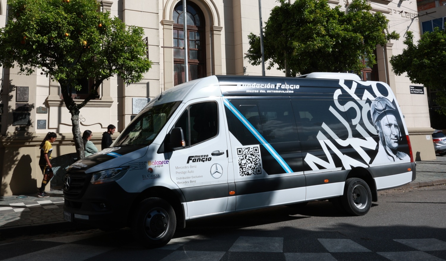 Mercedes-Benz Sprinter Museo Fangio