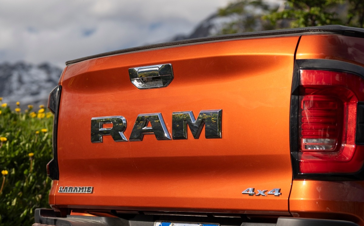 RAM Dakota 