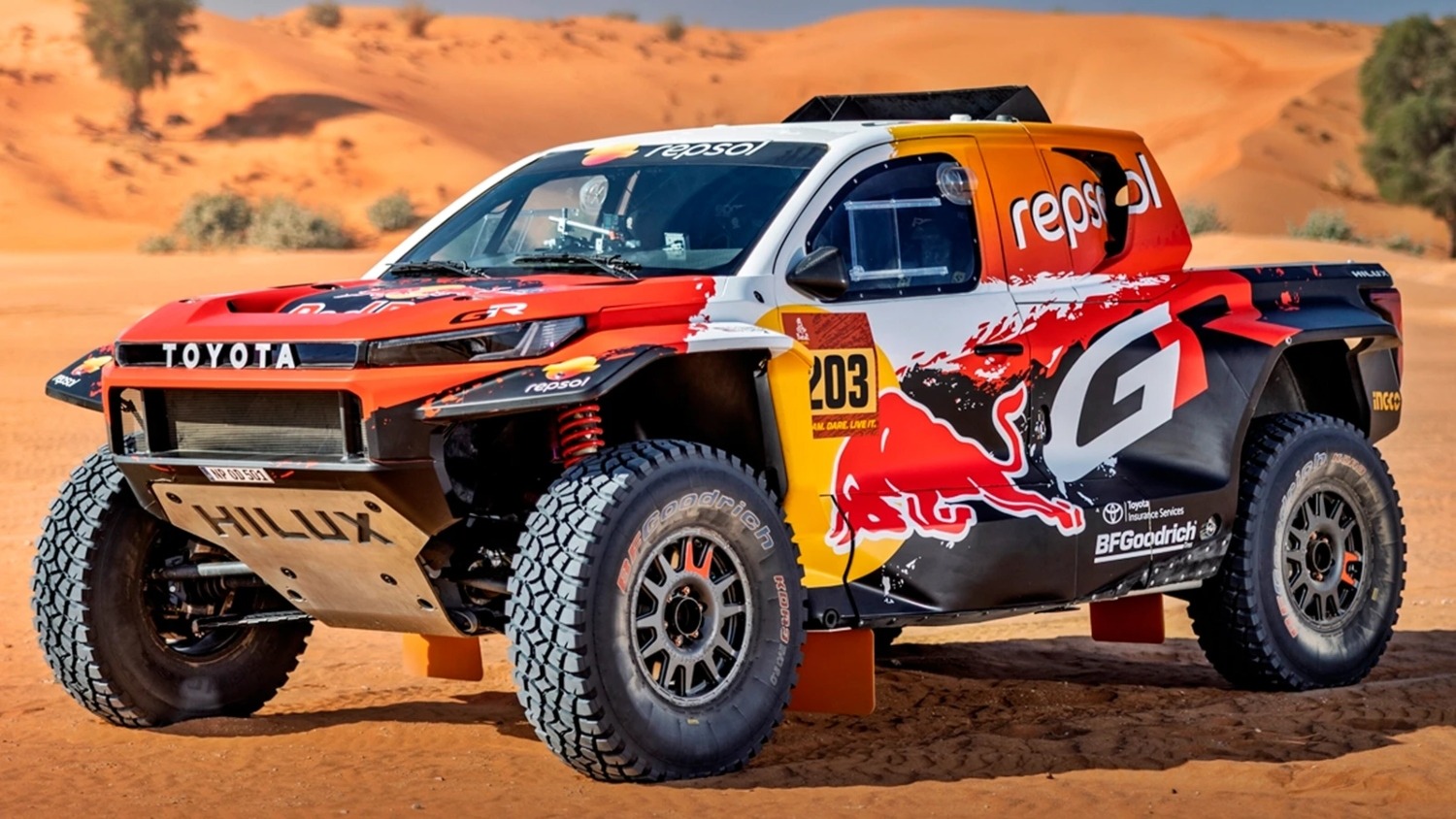 Toyota Hilux DKR 2026