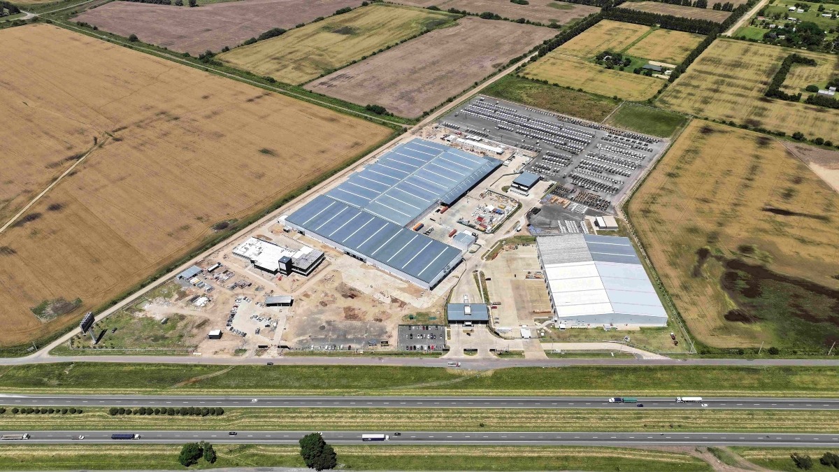 Mercedes-Benz Camiones y Buses Zárate